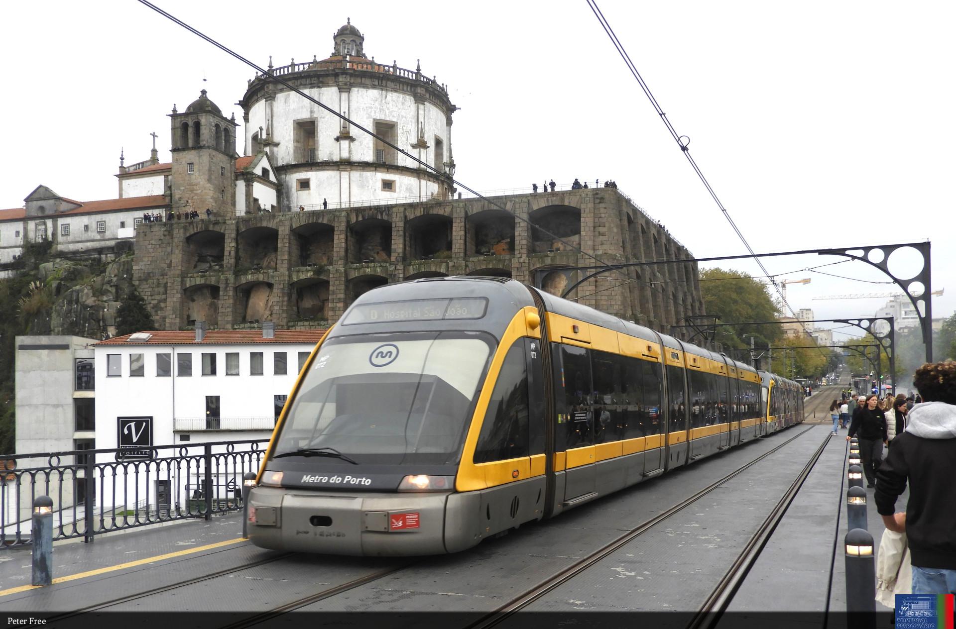 Metro do Porto MP072