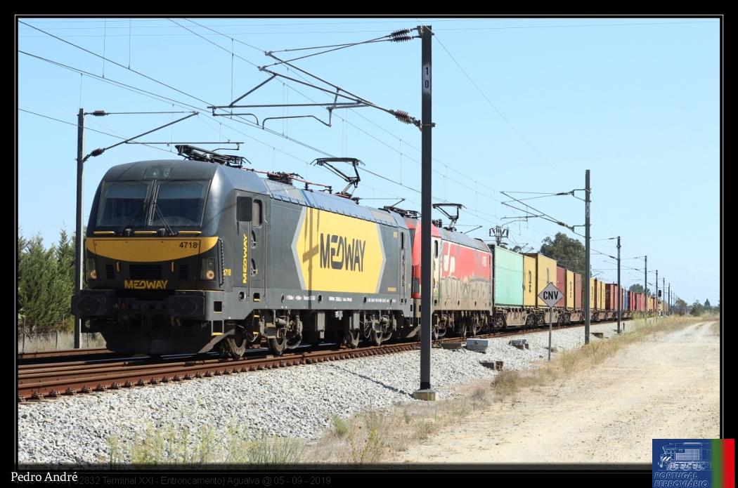 4718 + 4705 ( 52832 Terminal XXI - Entroncamento) 