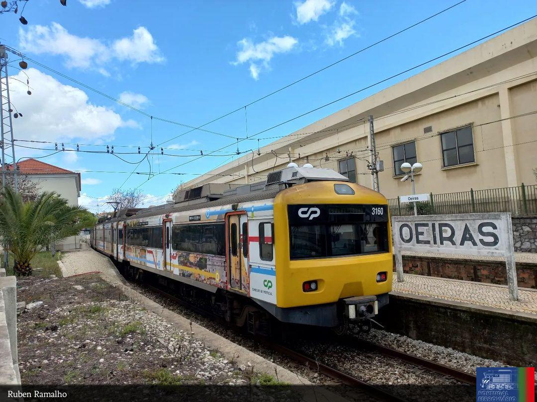 CP 3160 | Urbano 19060 @ Oeiras