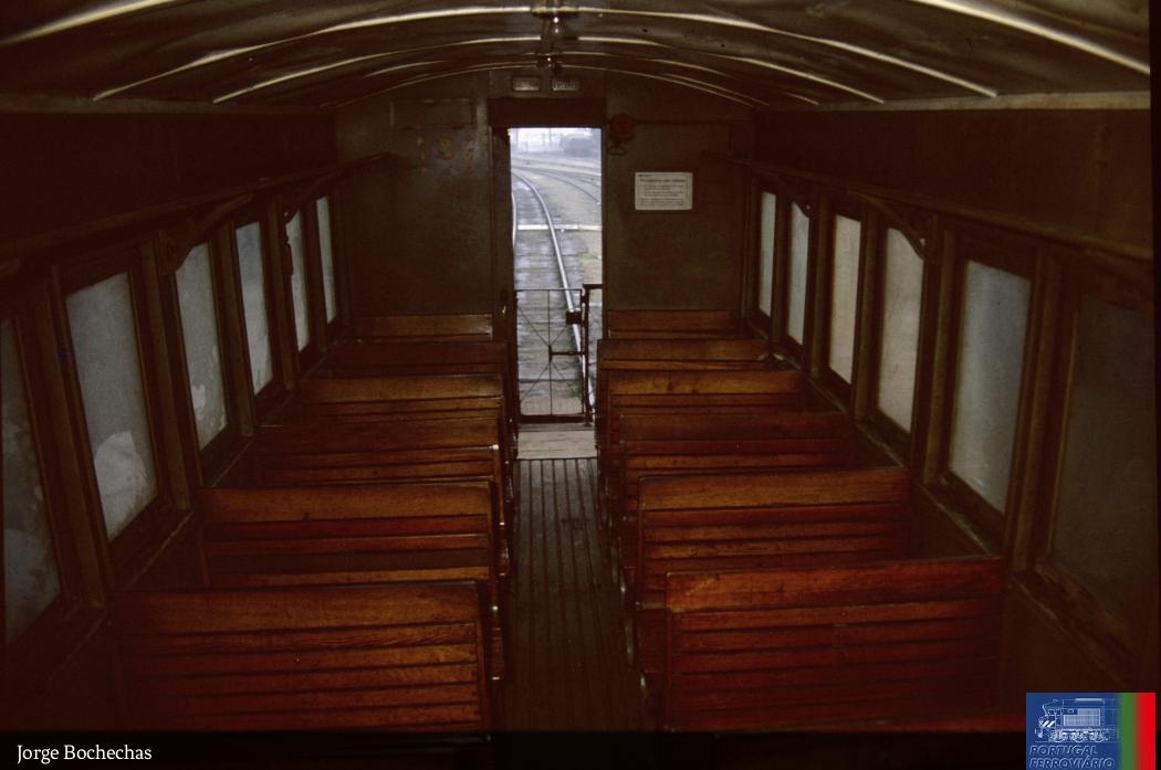 Interior da CE 104 em Mirandela 1983